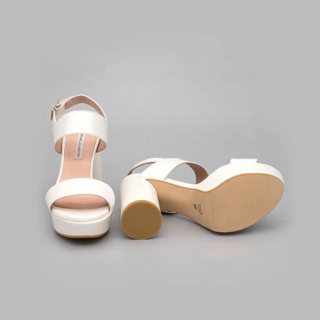NOA - Sandalias de novia plataforma tacón redondo y alto. Zapatos de novia 2020 de piel blanca Ángel Alarcón España