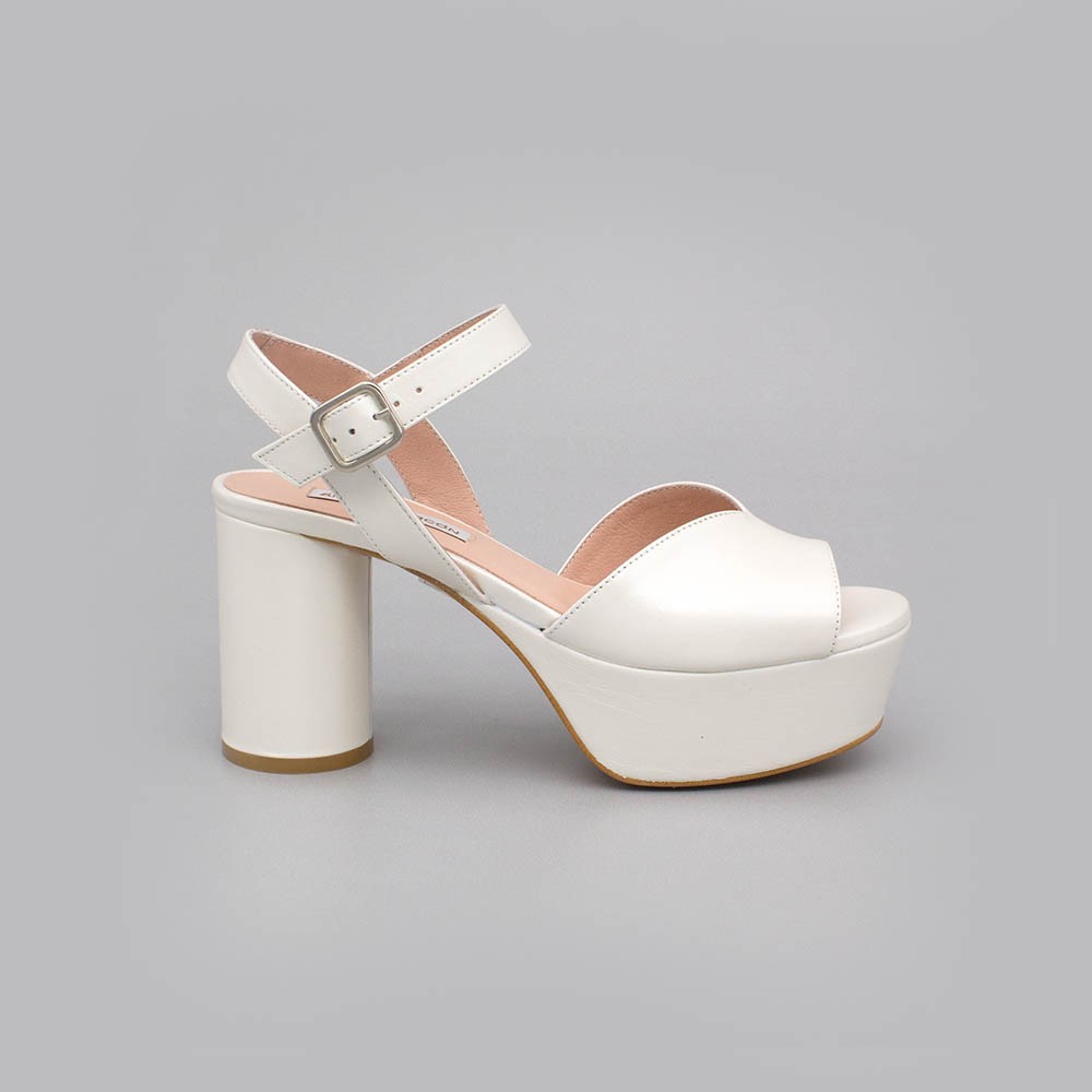 White leather - INNA - Medium, rounded and block heel platforms. Wedding shoes. 2020 collection. Angel Alarcon Made in Spain.