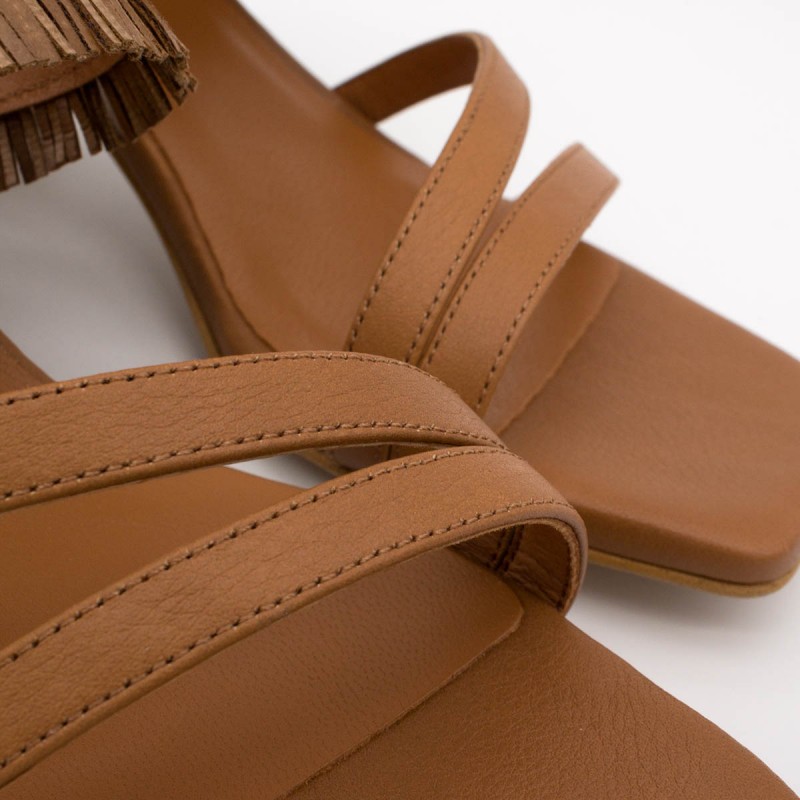 20028 color marron cuero BIOKO - Sandalias de vestir cómodas con tacón ancho de piel y rafia de  verano 2020 2021