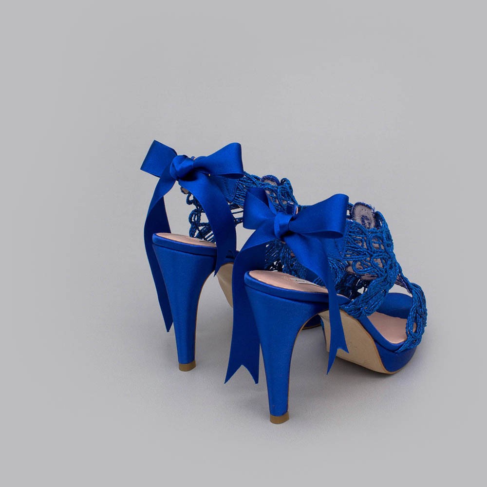 raso azul azulon LOVERS Sandalias originales de raso y cordela tacón alto plataforma zapatos de novia 2020 Ángel Alarcón