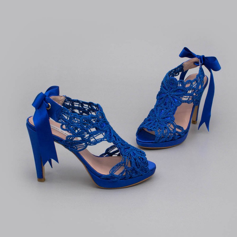 raso azul azulon LOVERS Sandalias originales de raso y cordela tacón alto plataforma zapatos de novia 2020 Ángel Alarcón