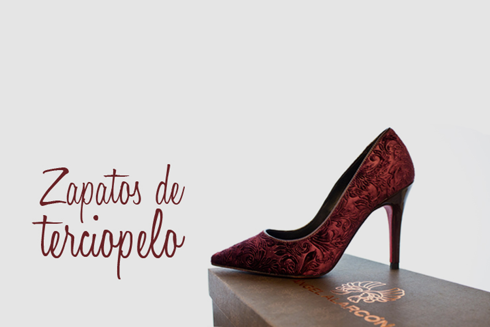 Zapatos de terciopelo, moda velvet Ángel Alarcón