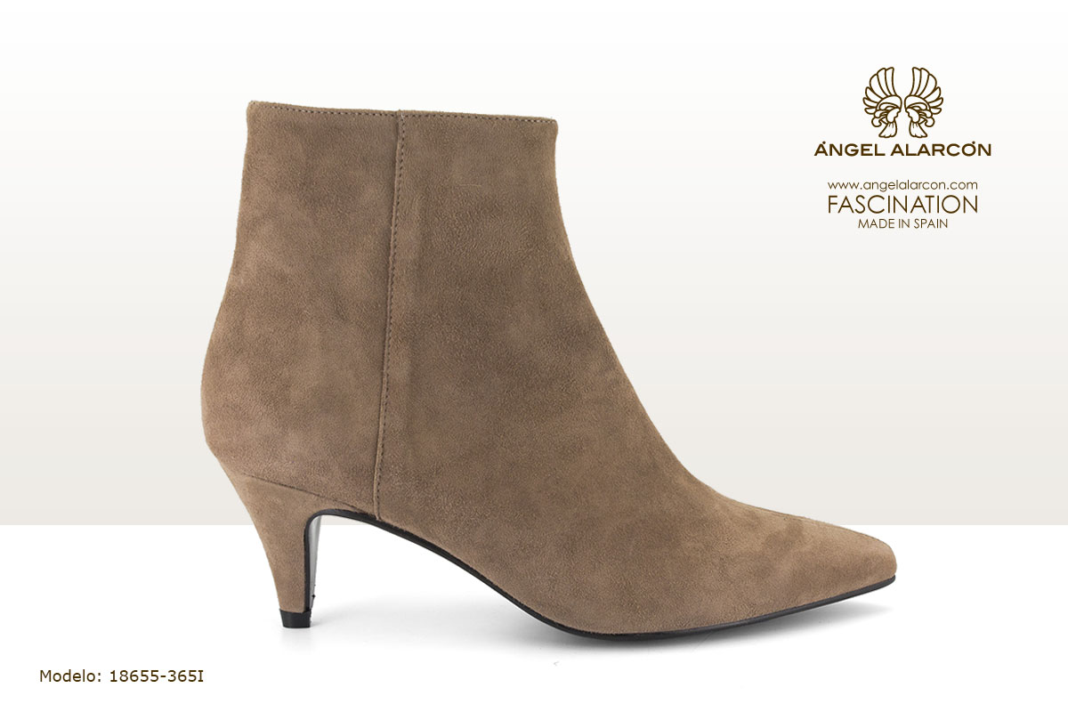 18655-365I zapatos invierno winter autumn shoes Angel Alarcon - botin arena con cremallera tacon bajo
