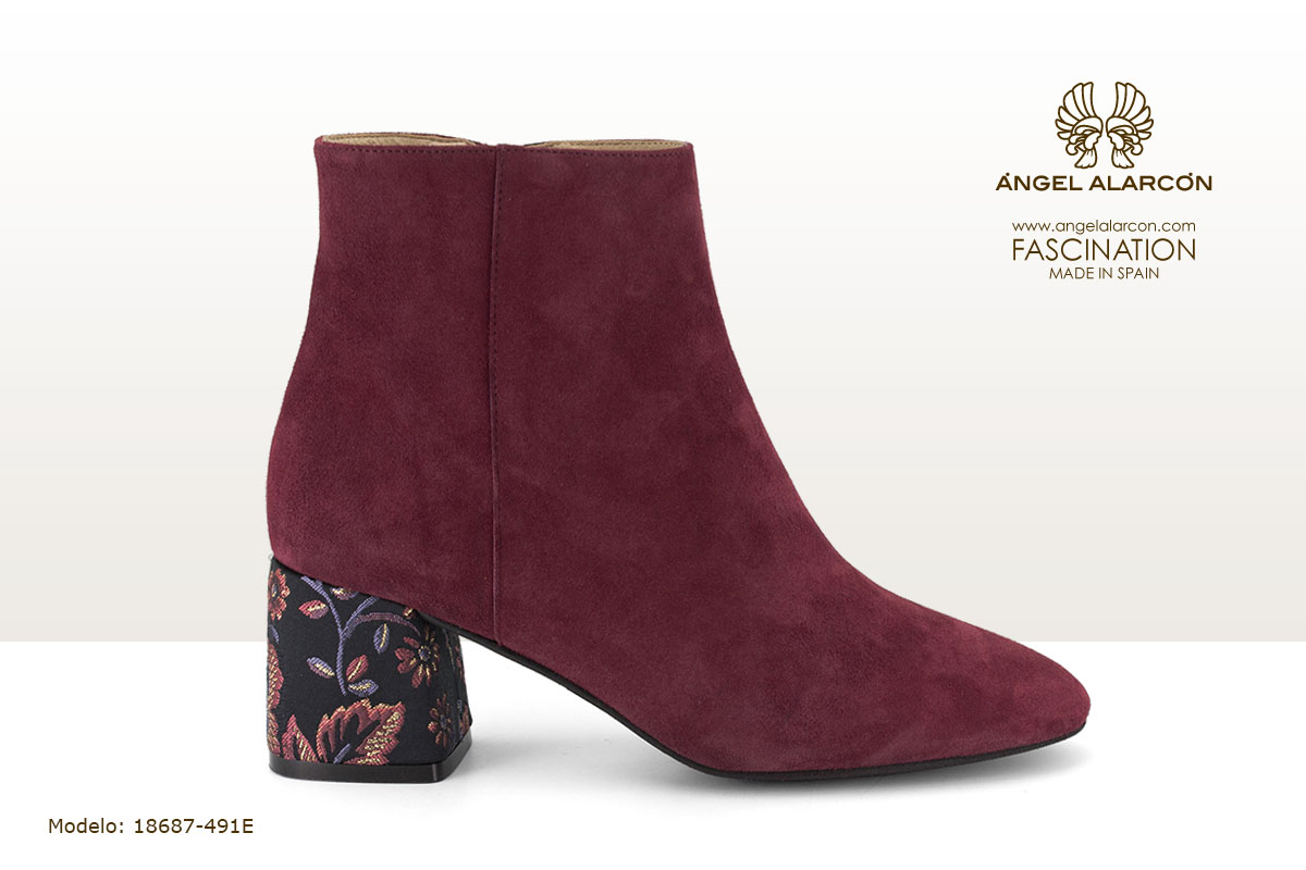 18687-491E zapatos invierno 2019 winter autumn shoes Angel Alarcon - botin con cremallera y tacon ancho medio rojo