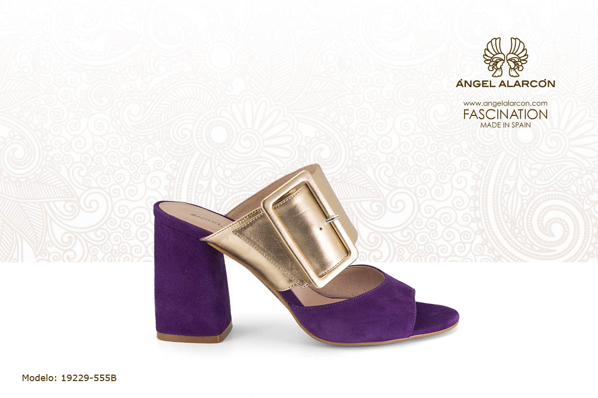 21 Zueco con tacón alto y ancho morado y dorado - zapatos de vestir y fiesta de la marca Angel Alarcon - calzado de mujer - coleccion primavera verano 2019 - 19229-555B